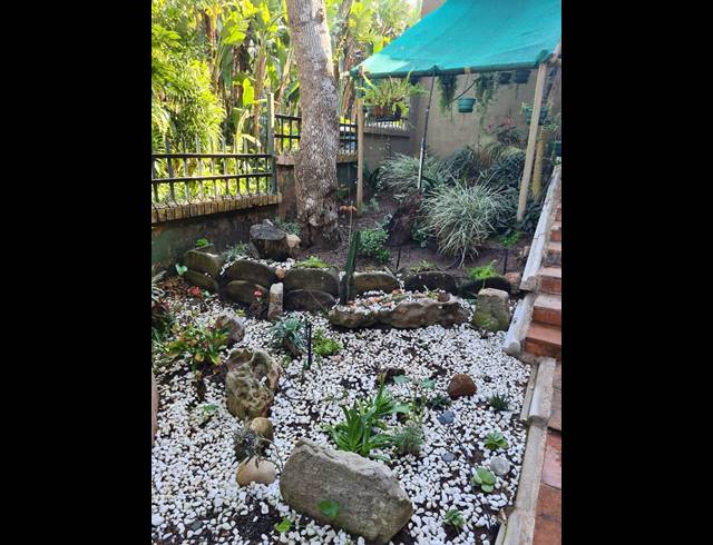 4 BEDROOM TOWNHOUSE FOR SALE IN SHELLY BEACH